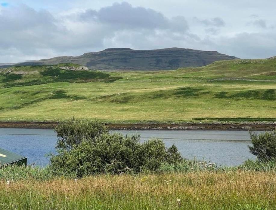 Lachie'S Cabin Portree Exterior photo